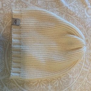 Ugg beanie